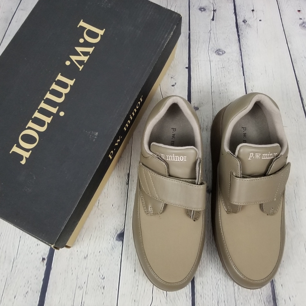 PW MINOR | Pleasure Strap taupe adaptive shoes